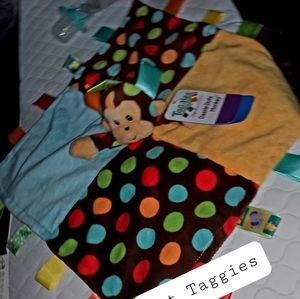 NWT Taggies brand 12x12 Monkey blanket
